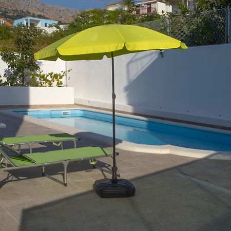 Villa Nives Holiday Apartment Rentals Podstrana Zewnętrze zdjęcie